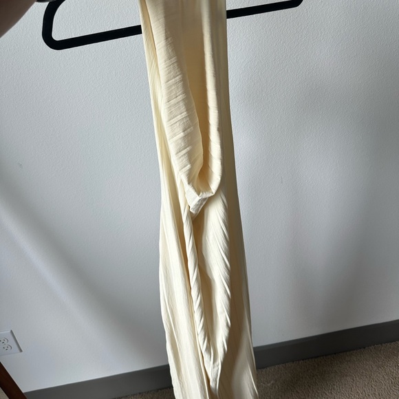 ZARA Pleated Dress - Picture 4 of 5